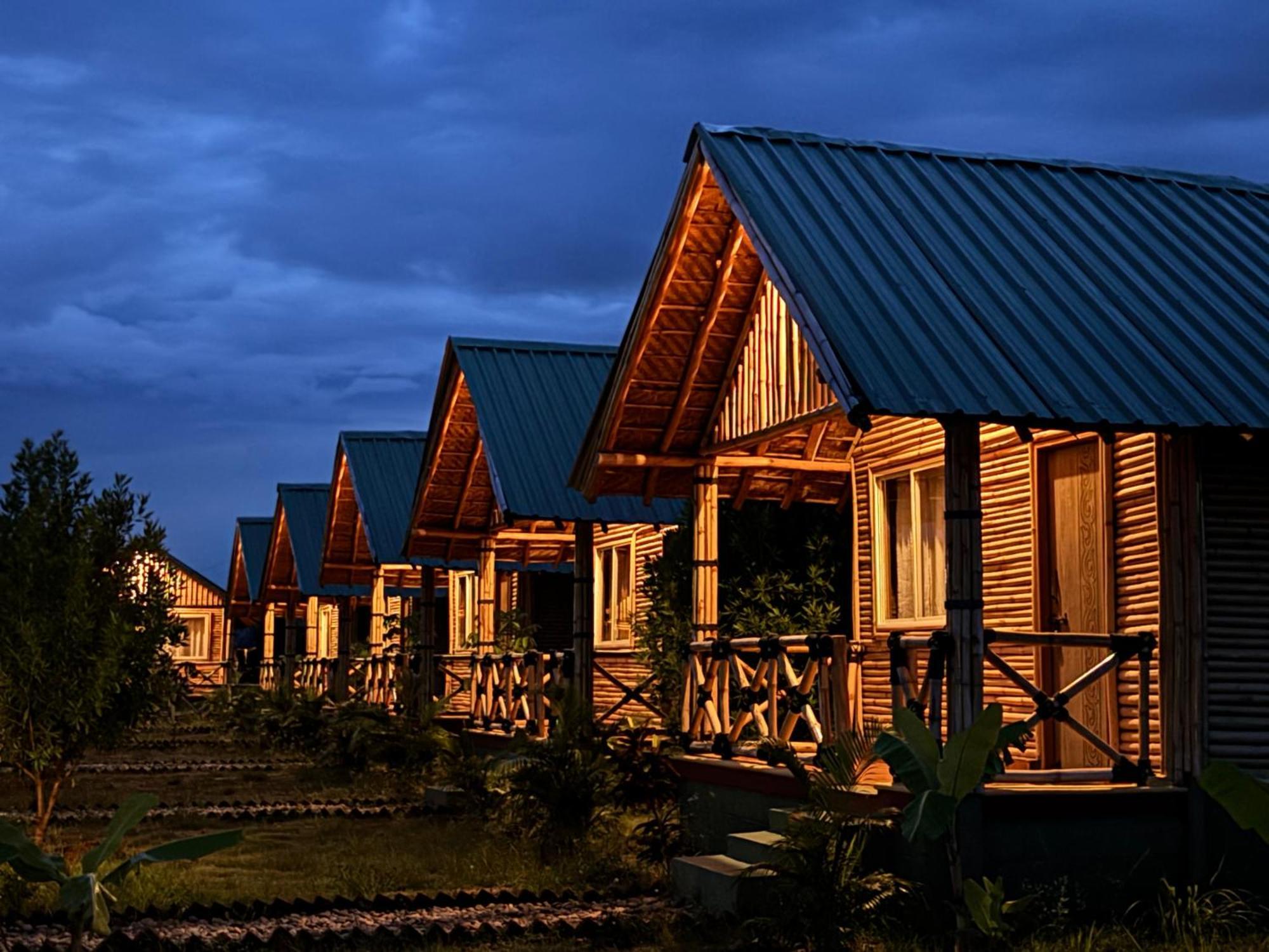 Mowgli'S Cafe Hampi & Guest House المظهر الخارجي الصورة